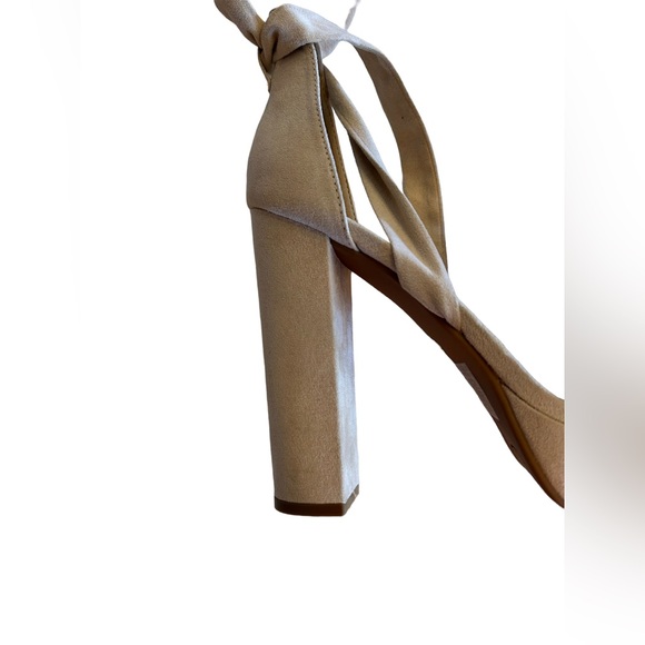 DREAM PAIRS size 7.5 Chunky High Heel Strappy Platform Sandals nude suede NWOB - Picture 11 of 12